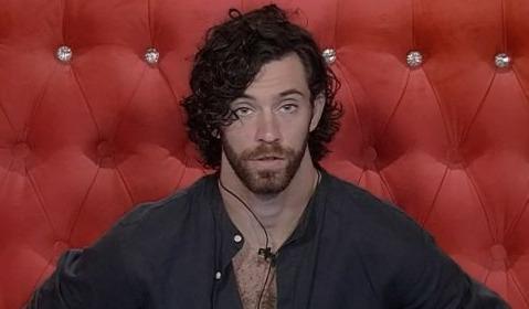 Lucas Crespo ha generado polémica por sus intentos de renuncia en reality