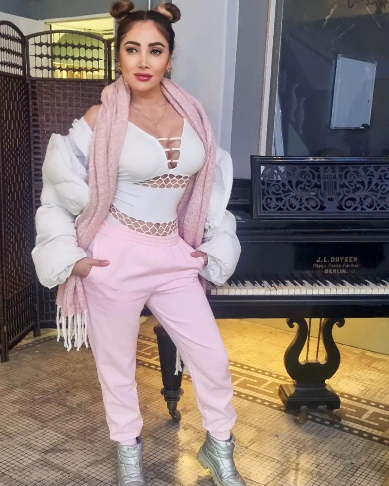 La Rancherita fue elogiada por su look invernal