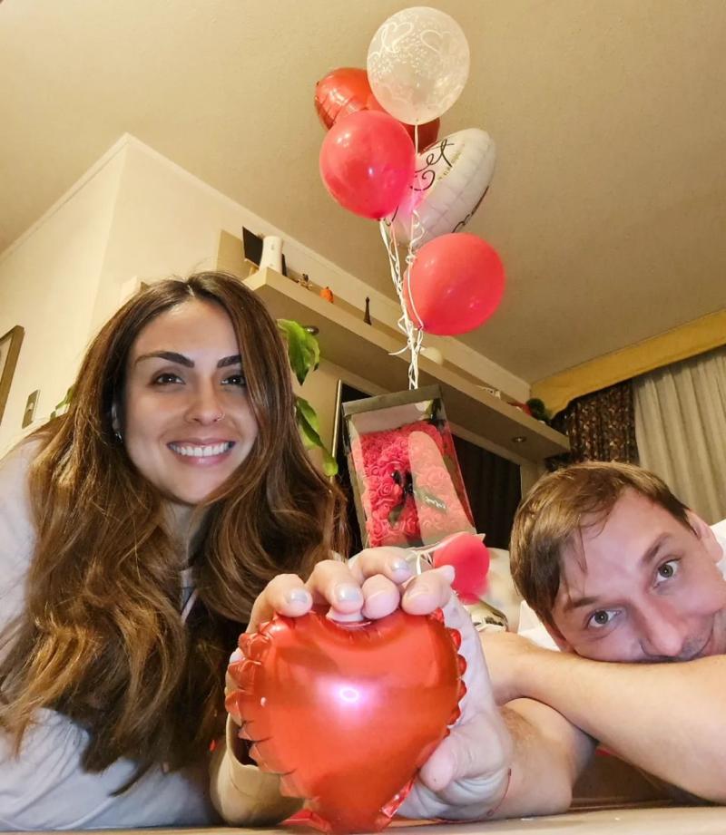 Rodrigo Gallina y Karina León celebraron 11 años de pololeo