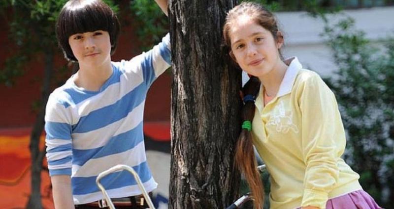 “Las Sybillas” de Los 80: Así fue el reencuentro de Daniela Ramírez y Constanza Rojas