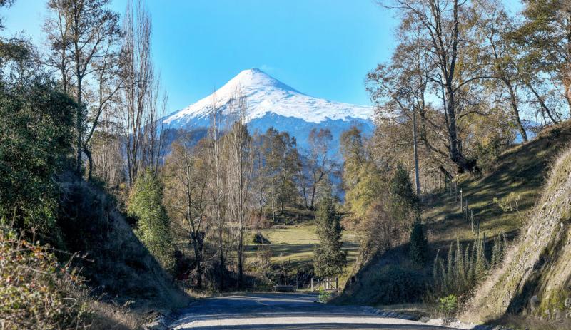 Emiten alerta amarilla por volcán Villarrica - Agencia Uno