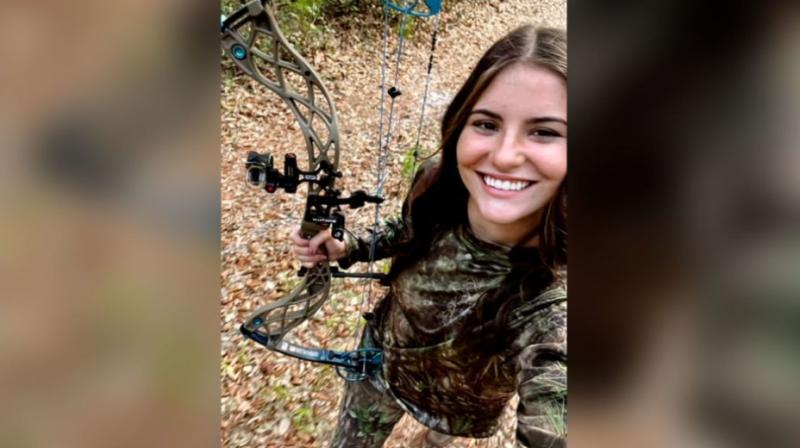 Adolescente muere por el impacto de un rayo mientras cazaba con su padre. Foto familiar/WJXT