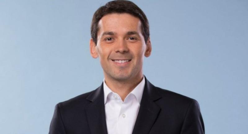 Aseguran que Gustavo Huerta dejaría TVN para incorporarse a Mega