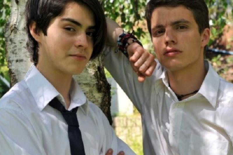 Lux Pascal y su personaje en "Los 80"