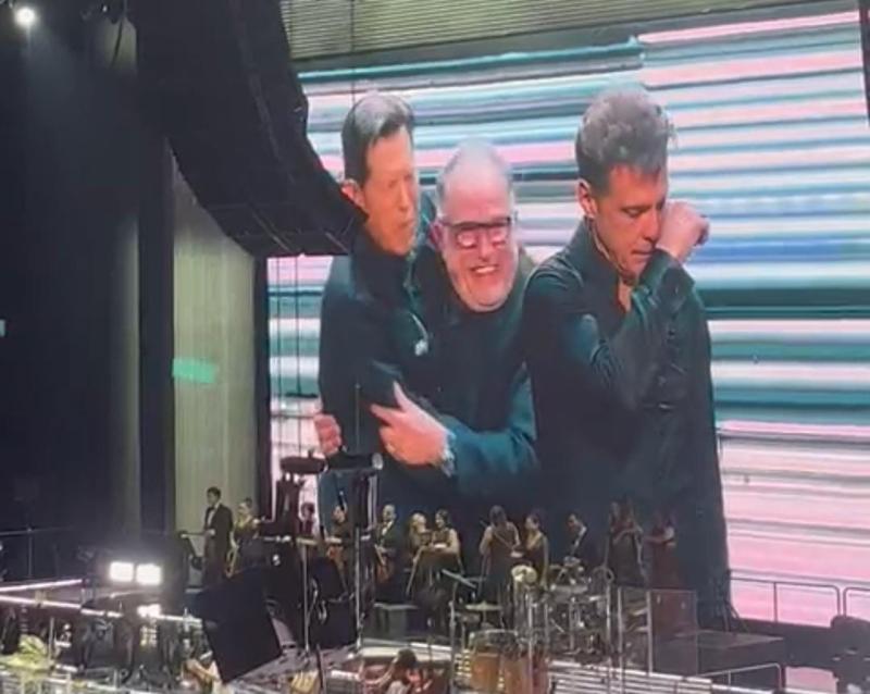 Luis Miguel emocionado