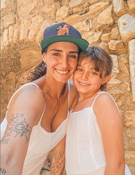 Isidora Urrejola enterneció al anunciar que está embarazada