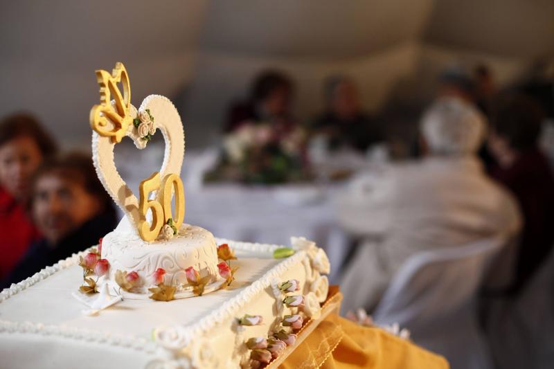 Bono Bodas de Oro: ¿Cómo postular al beneficio?