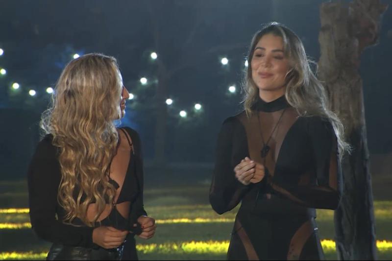 Daniela Castro y Alexandra Méndez en "Tierra Brava"