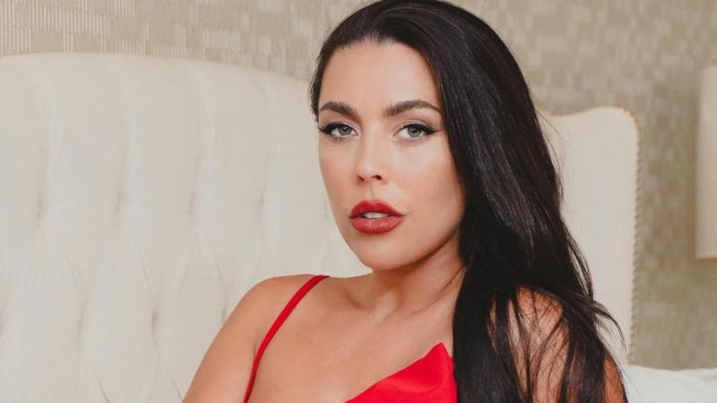 Daniela Aránguiz besó a Mario Velasco en pantalla