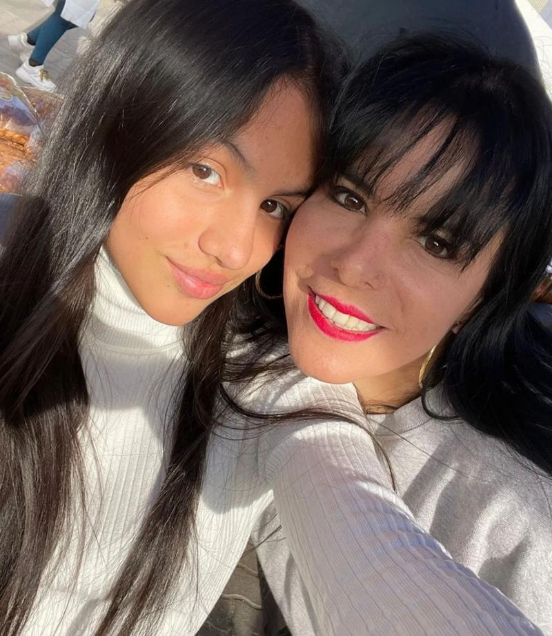 Anita Alvarado y su hija Francisca