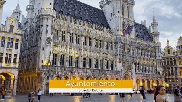 El Ayuntamiento de Grand-Place fue construido a mediados del s. XV.