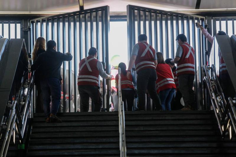 ¿A qué hora abre el Metro este viernes 20 de octubre?