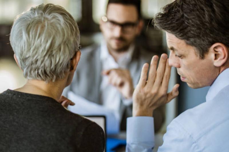 Mujer despedida por chismosa en Argentina