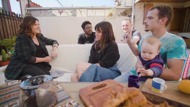 Tres franceses, una chilena y una guagua