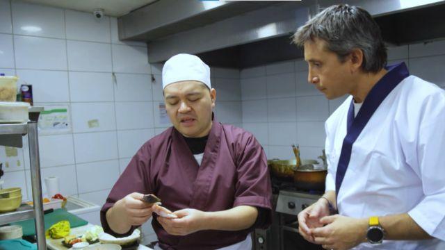 Además de sashimi, el chef japonés preparó otros platos tradicionales del país asiático.