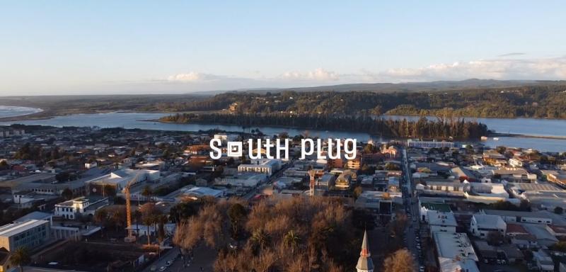 South Plug presenta “Latitudes”: El trabajo de cinco artistas chilenos dedicados a la electrónica