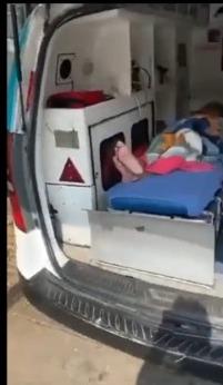 Personal médico dejó a paciente en una ambulancia para ir a desayunar