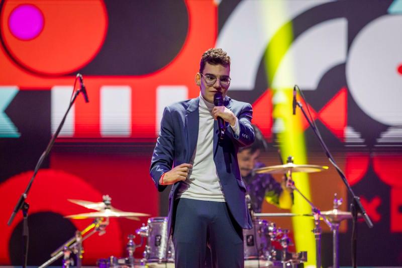 Artista nominado a los Grammy: Así es el presente de Adrián Martín Vega