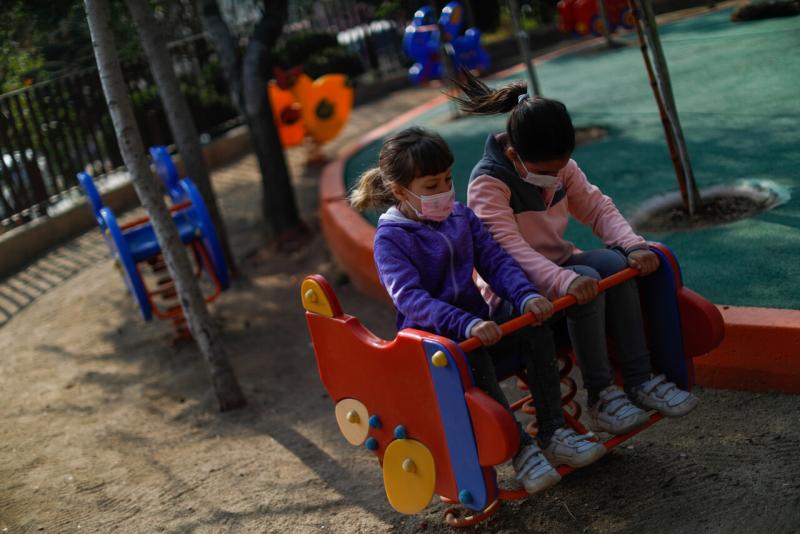 ¿Mayor o menor? Orden de nacimiento de los hijos afectaría en su coeficiente intelectual