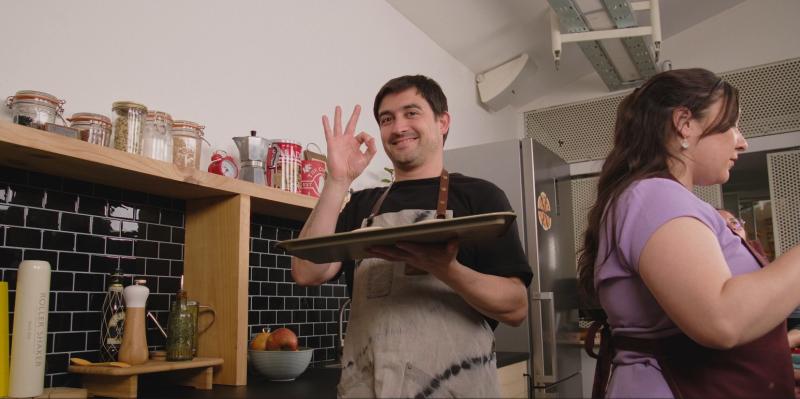 “Hacedor de pan invita”: ¡Vuelve Nicolás Guzmán a las pantallas de 13C!