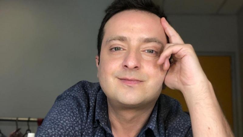 Toto Acuña arremete sin filtros contra famosos actores chilenos