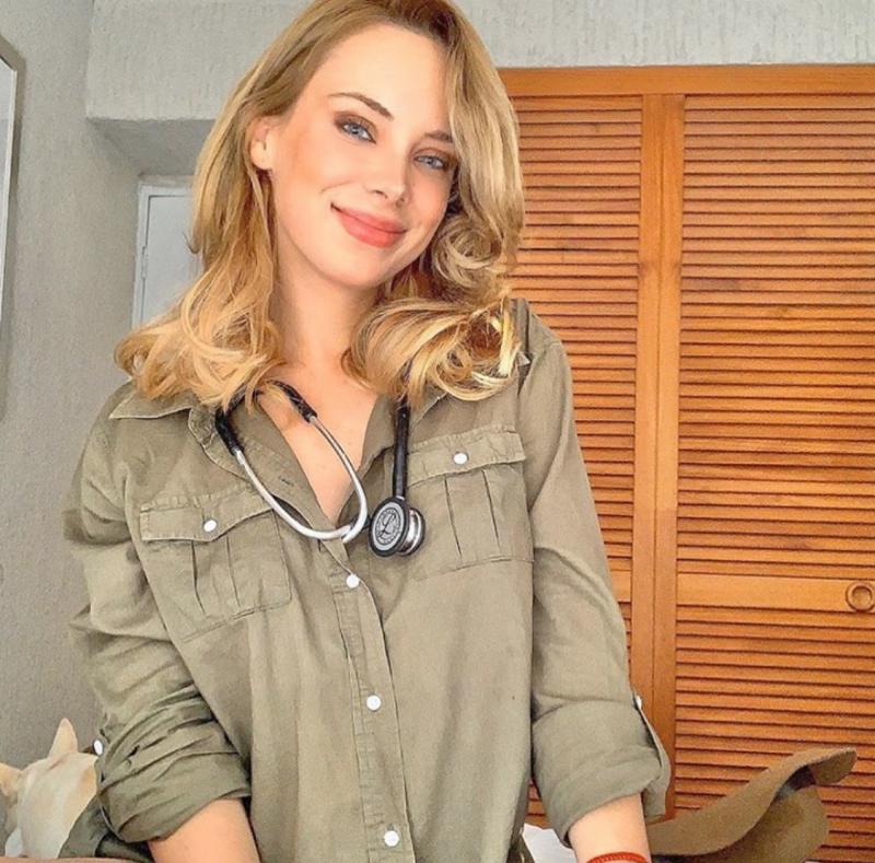 Cass Zamorano - Instagram