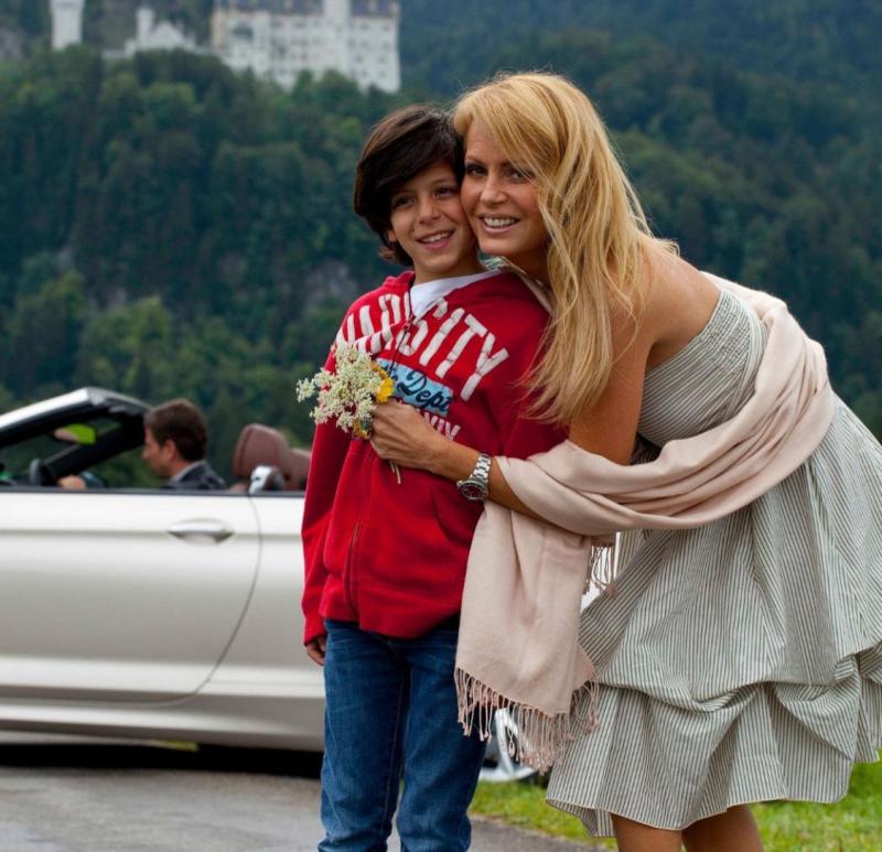 Cecilia Bolocco y Máximo Menem - Instagram