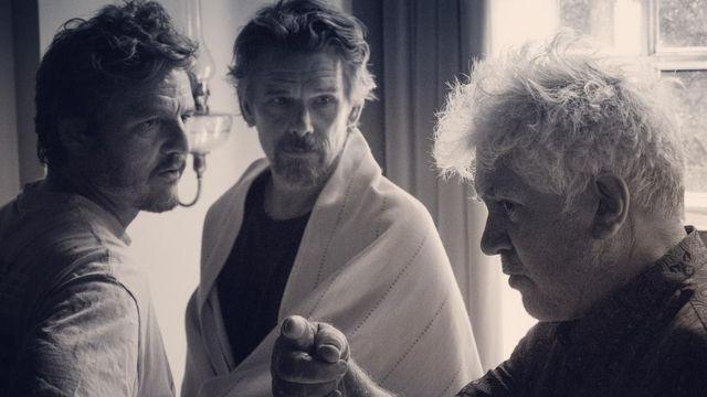 Pedro Almodóvar, Pedro Pascal y Ethan Hawke