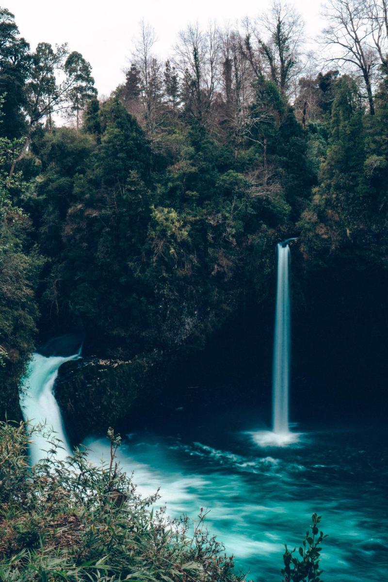 Salto del Riñinahue, Riñinahue, Lago Ranco, Chile. Fotografía de Gustavo Sánchez