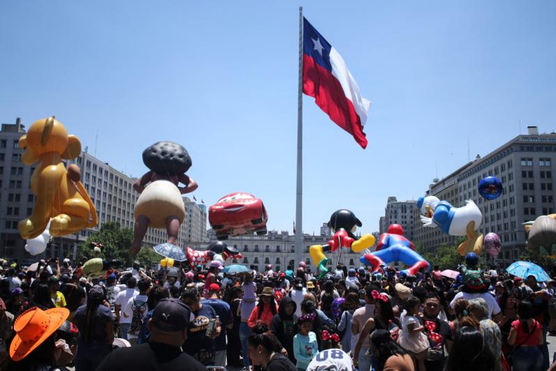 Paris Parade - Agencia Uno