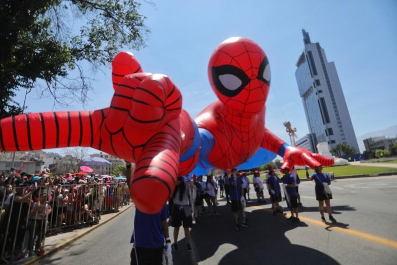 Paris Parade - Agencia Uno