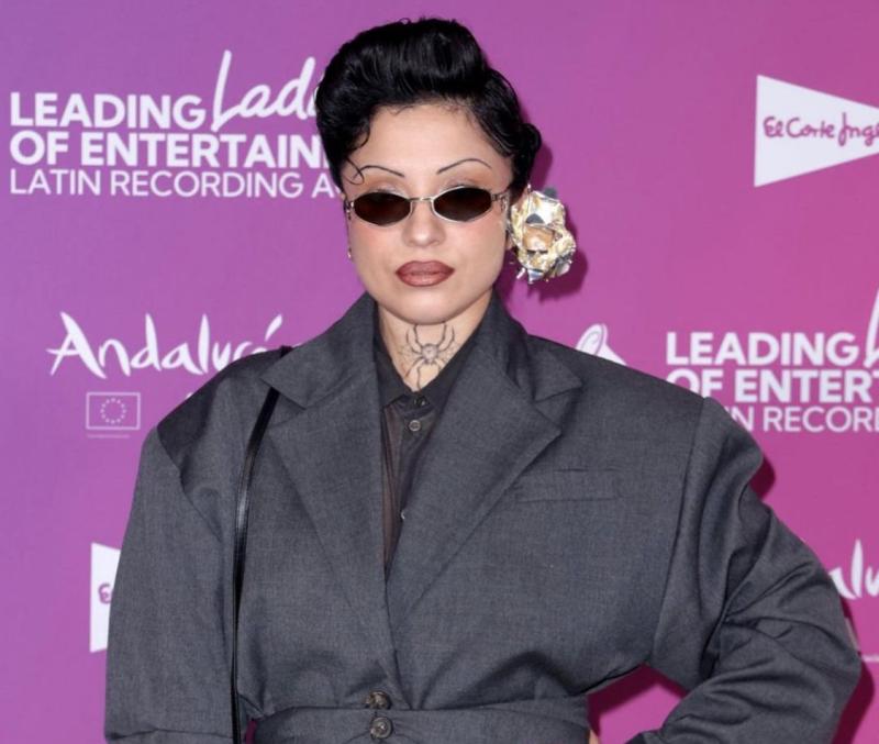 Mon Laferte es criticada por uso de IA