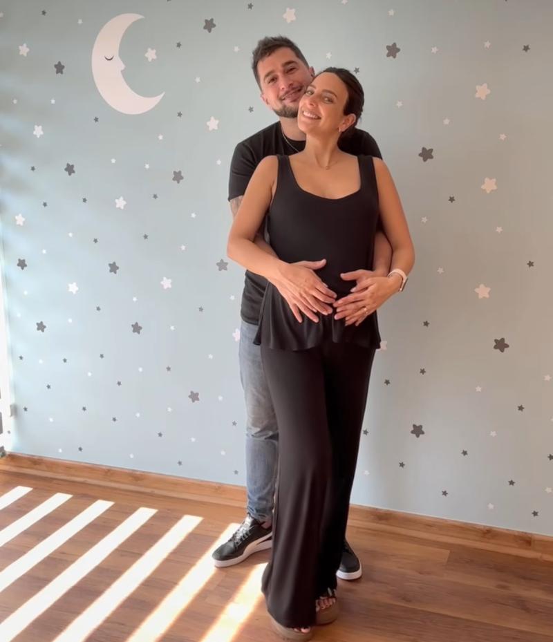 Daniela Castillo y Luca Monacci cumplen 8 años de matrimonio