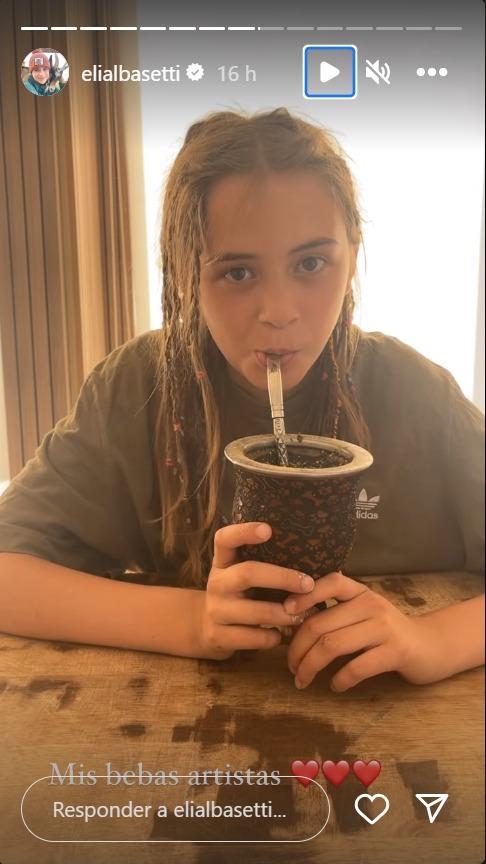 Emilia, hija mayor de Eliana Albasetti