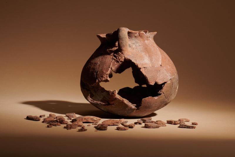 Imperdible exposición del Museo Precolombino que revive el oficio de reparadores