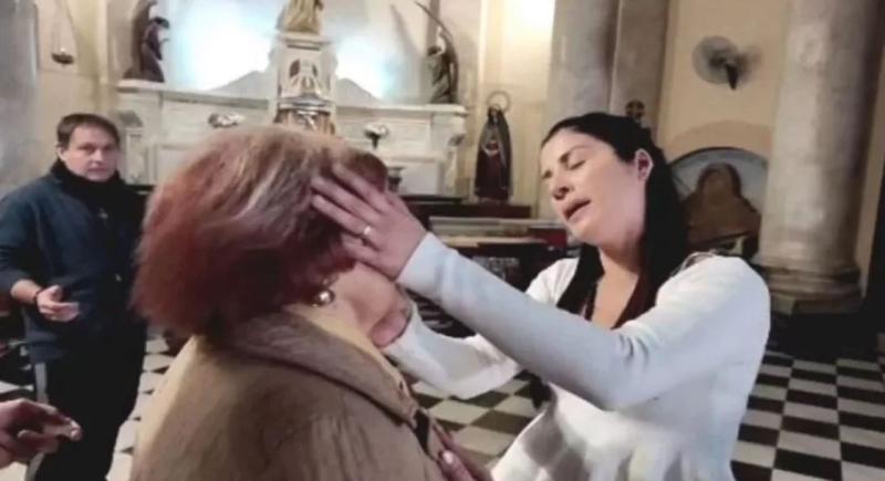 Sanadora de Rosario en Maipú: el primer evento de Leda Bergonzi en Chile