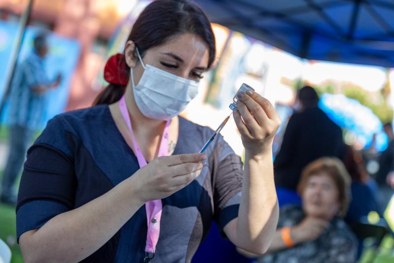 Revisa con tu rut si te corresponde la vacuna contra el Covid-19