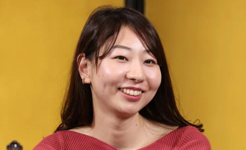 Autora japonesa y ChatGPT