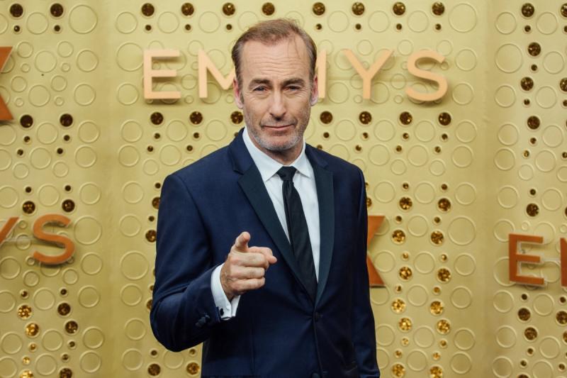 Bob Odenkirk es pariente del Rey Carlos III