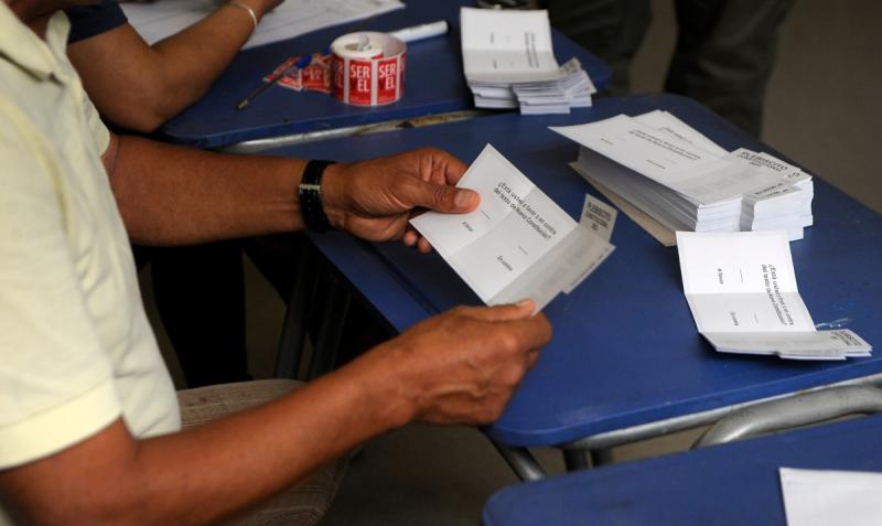 Bono Vocal de Mesa - Agencia Uno