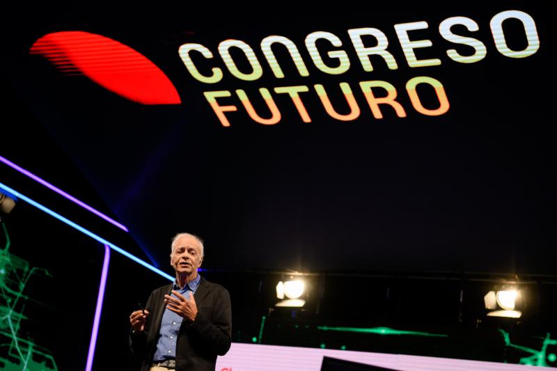 Congreso Futuro 2024: Peter Singer y su búsqueda por reducir el sufrimiento de todos los animales