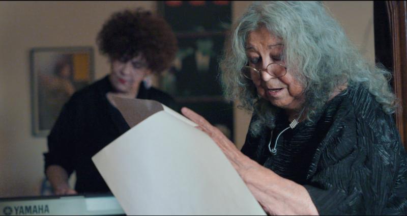 Canal 13C estrena serie de mujeres poetas que derriban los clásicos muros de la lírica chilena