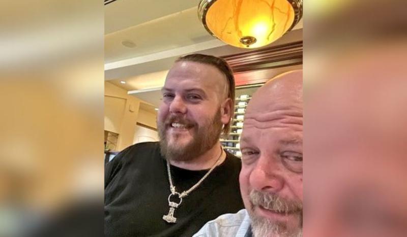 Rick Harrison y su hijo Adam