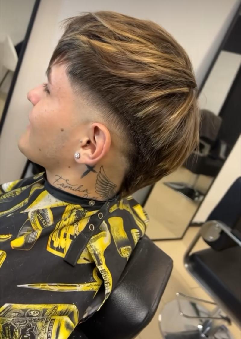 Hans Valdés presume su nuevo look en redes sociales