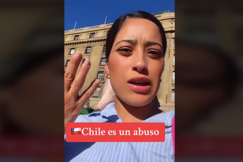 Joven colombiana en Chile