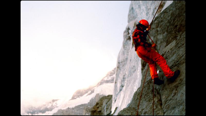 “La Montaña Imaginaria” llega a 13C: La imperdible miniserie que retrata tres momentos claves del montañismo chileno