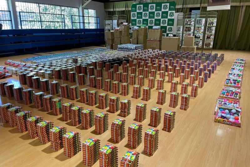 Productos falsificados de "Pokémon" - Carabineros