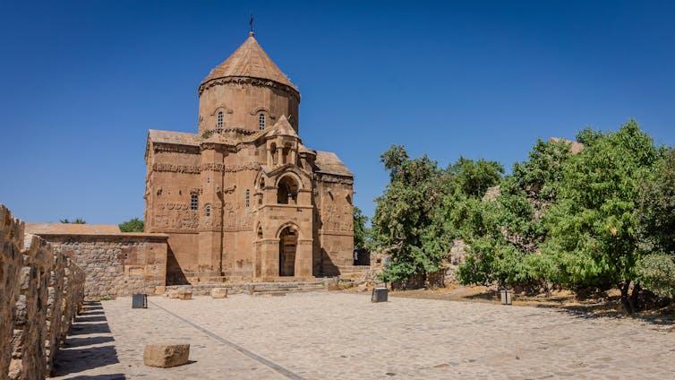 Catedral de la Santa Cruz, en el lago Van (Turquía).