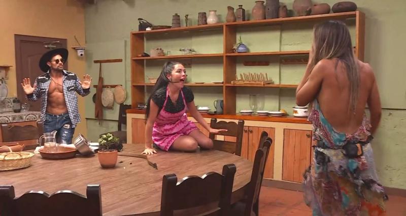 Luis, Chama y Daniela Aránguiz en Tierra Brava