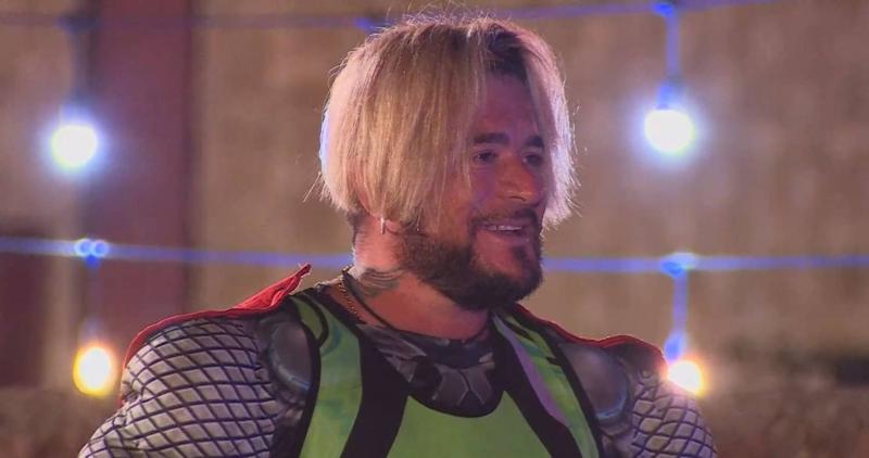 Junior Playboy en Tierra Brava